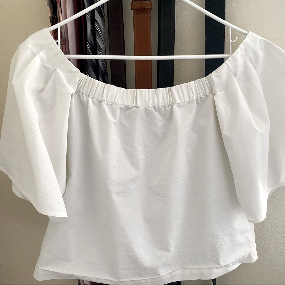 Trouve off shoulder shirt size s